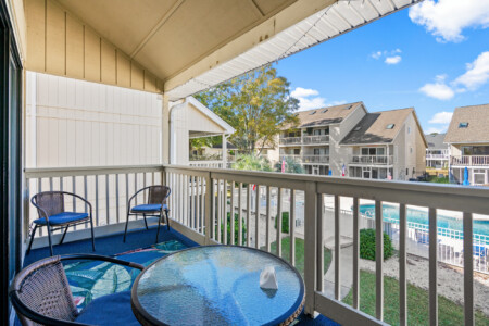 1860 Auburn Ln Unit 19J 18