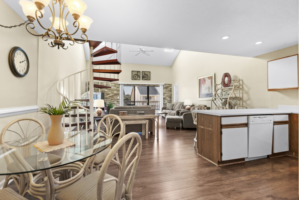 1860 Auburn Ln Unit 23B 1